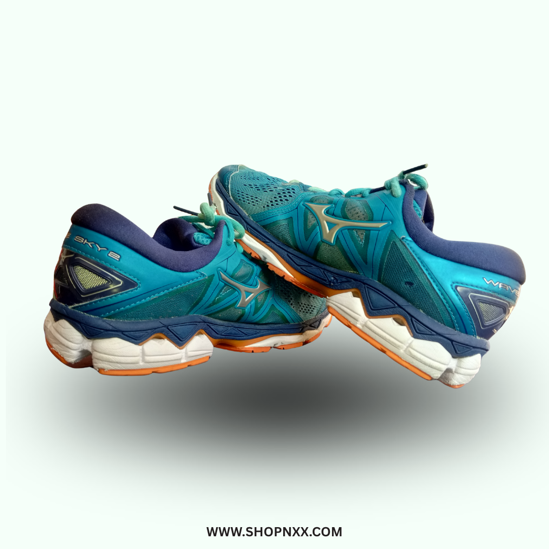 Mizuno Wave Sky 2 Running shoe - preloved men's shoe