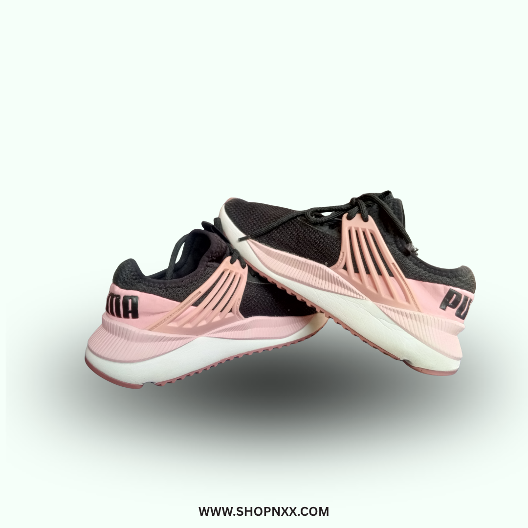 Puma Pacer Future - preloved kids shoe