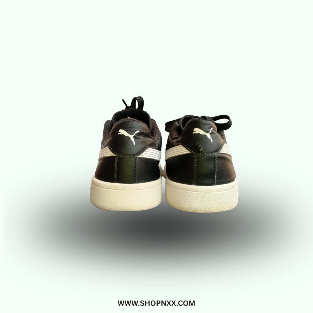 Puma smash V2 L - preloved men's shoe