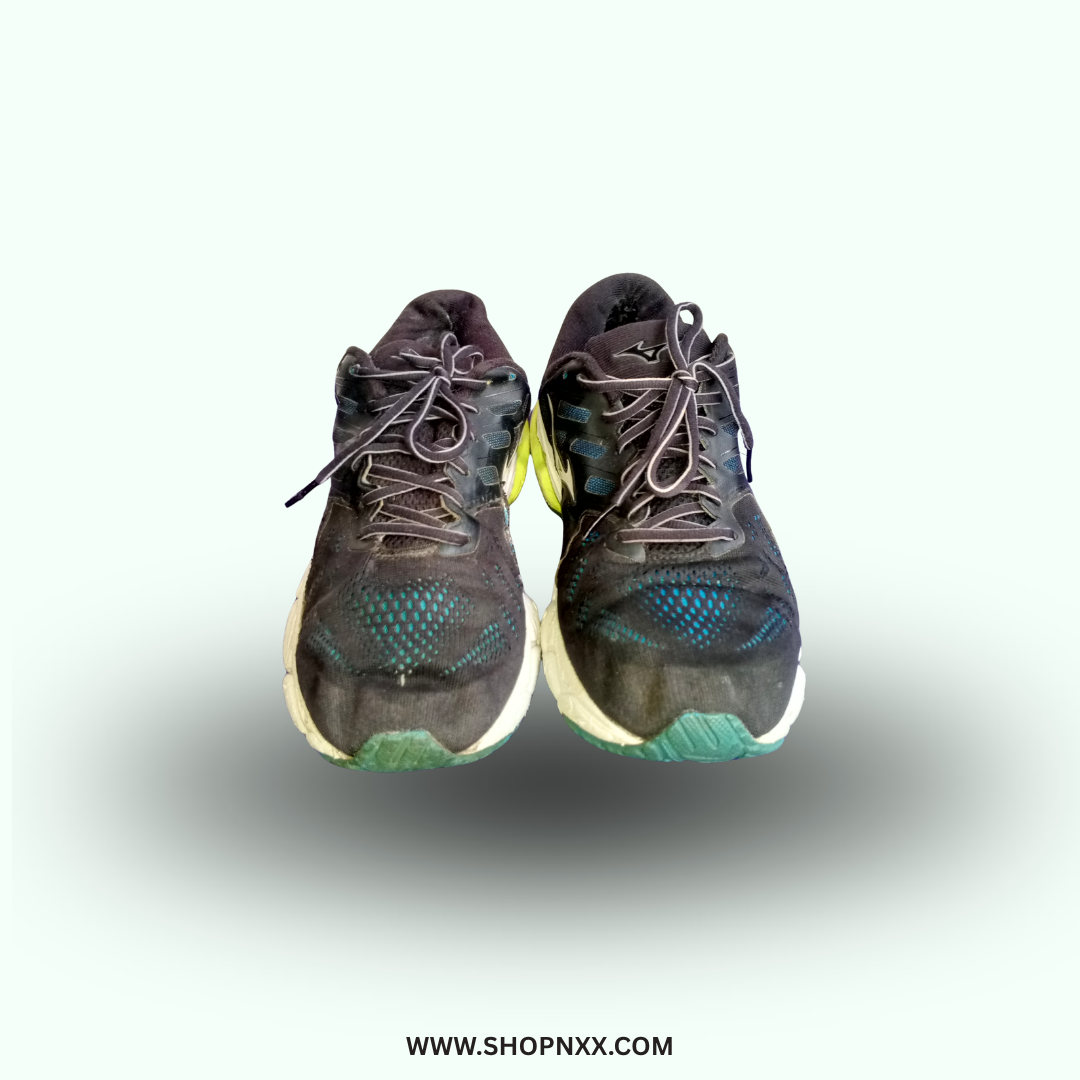 Mizuno Wave Ultima 11 - preloved men's shoe