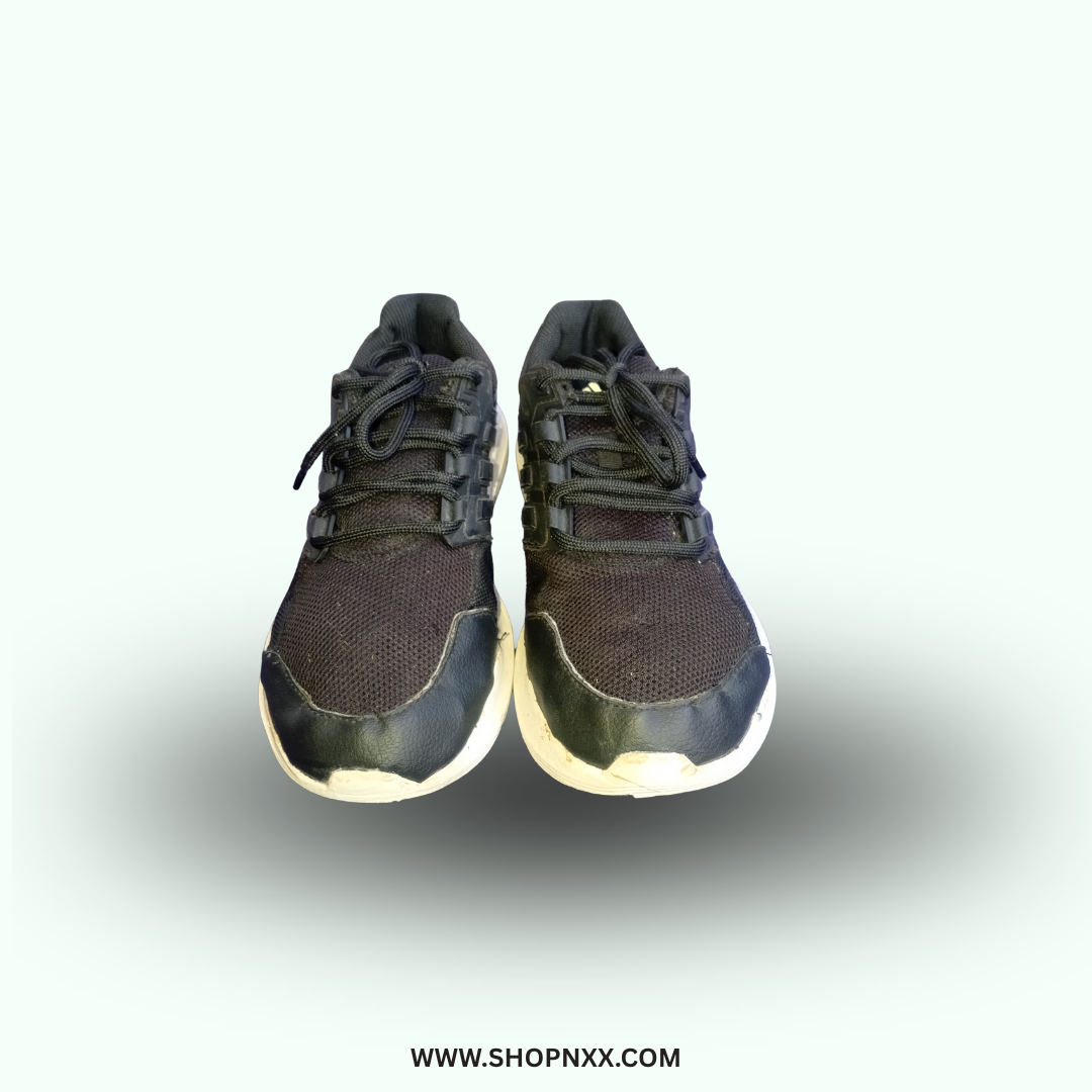 Adidas Galaxy 4 - preloved men's shoe