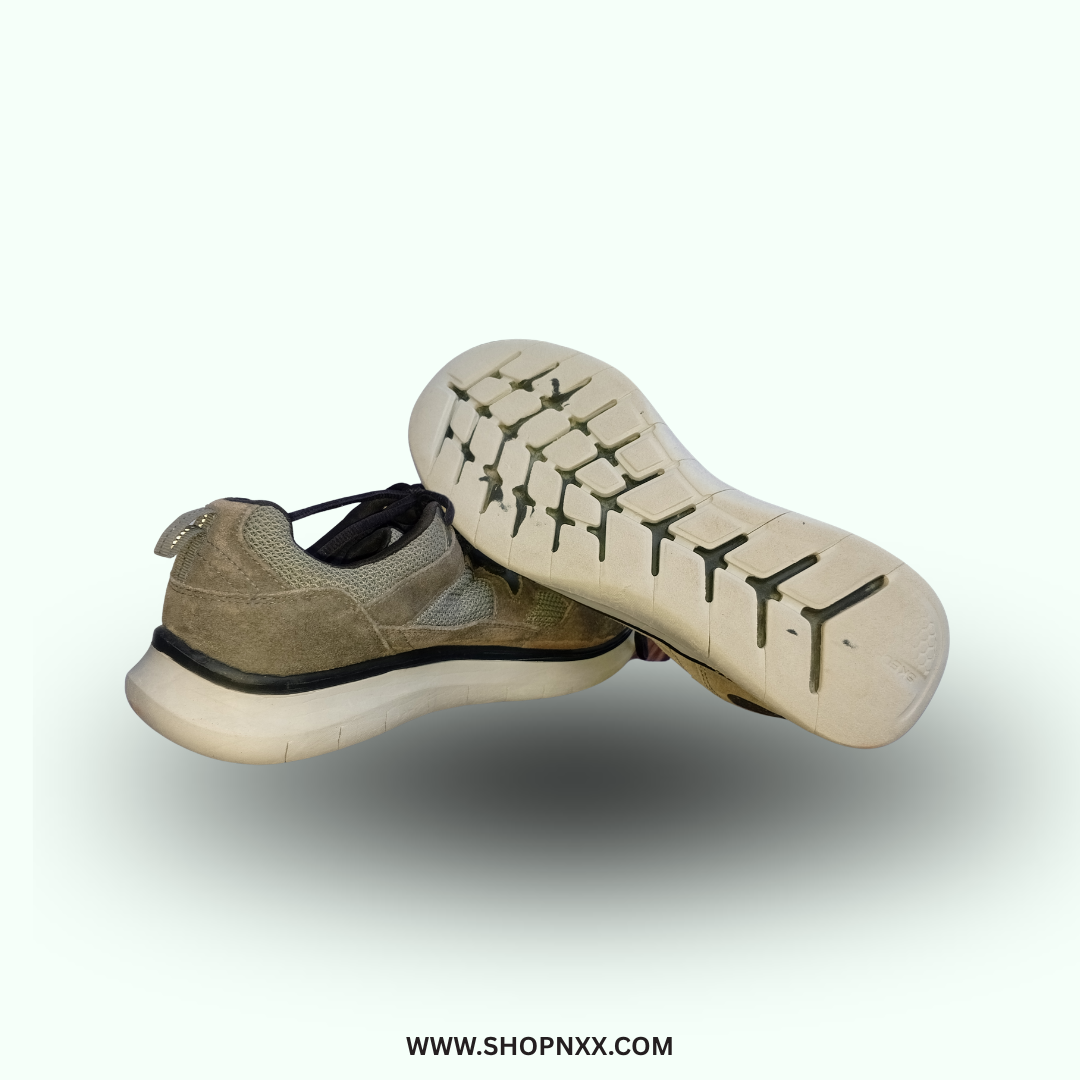 Skechers Sport Quantum Flex Country Walker - preloved men's shoe